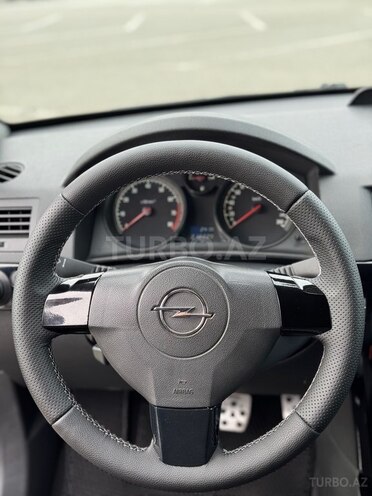 Opel Astra 2009, 228,000 km - 1.4 l - Bakı