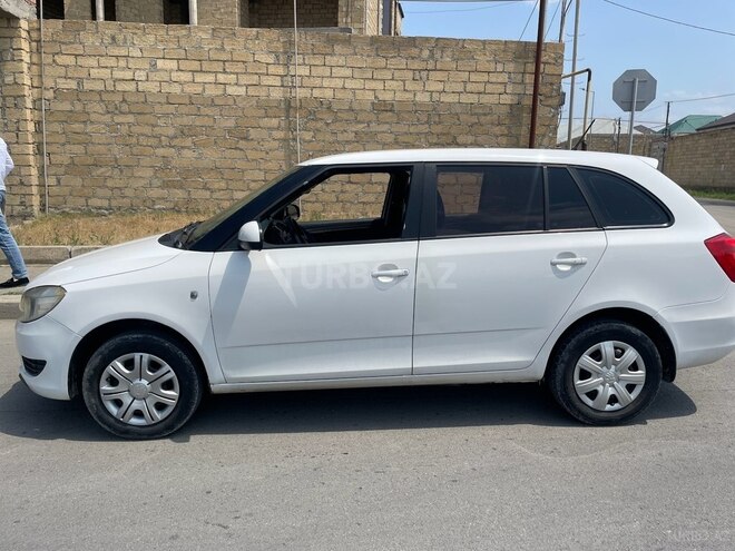 Skoda Fabia 2013, 298,000 km - 1.2 l - Gəncə