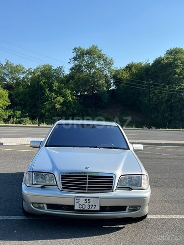 Mercedes C 240 2000, 414,000 km - 2.4 l - Zaqatala