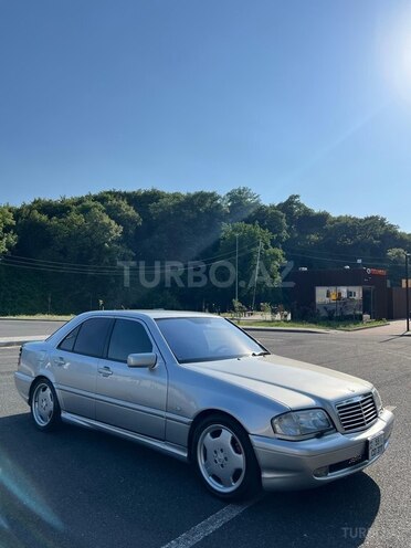 Mercedes C 240 2000, 414,000 km - 2.4 l - Zaqatala