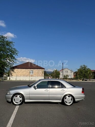 Mercedes C 240 2000, 414,000 km - 2.4 l - Zaqatala