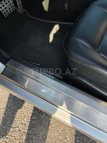 Mercedes C 240 2000, 414,000 km - 2.4 l - Zaqatala