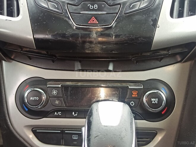 Ford Focus (North America) 2013, 178,000 km - 1.6 л - Bakı