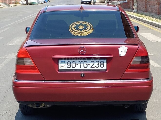 Mercedes C 180 1995, 120,000 km - 1.8 l - Gəncə
