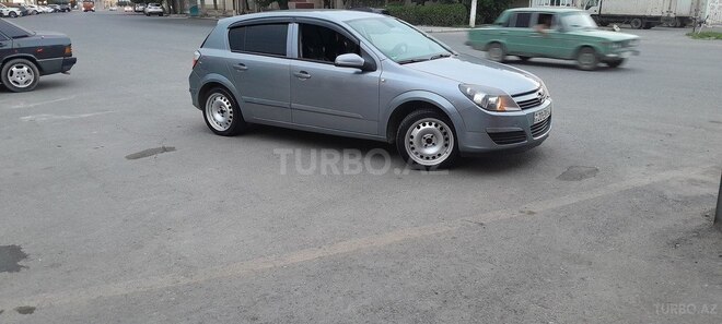 Opel Astra 2005, 215,000 km - 1.4 l - Bərdə