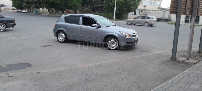 Opel Astra 2005, 215,000 km - 1.4 l - Bərdə
