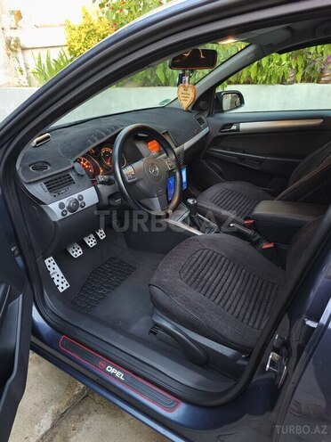 Opel Astra 2006, 210,000 km - 1.4 l - Bakı