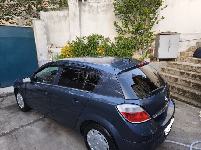 Opel Astra 2006, 210,000 km - 1.4 l - Bakı