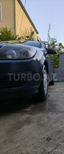 Opel Astra 2006, 210,000 km - 1.4 l - Bakı