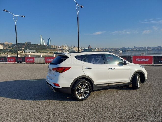Hyundai Santa Fe 2016, 195,000 km - 2.0 л - Bakı