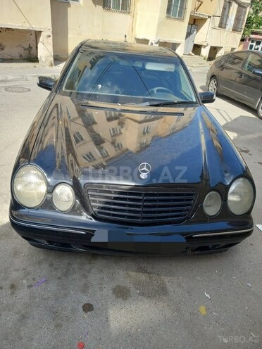 Mercedes E 270 2001, 474,620 km - 2.7 l - Bakı