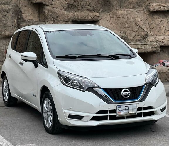 Nissan Note-2