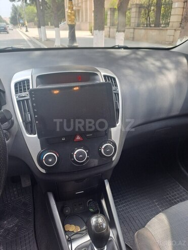 Kia Ceed 2009, 230,000 km - 1.4 л - Ucar
