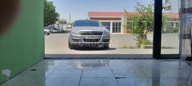 Opel Astra 2005, 215,000 km - 1.4 l - Bərdə