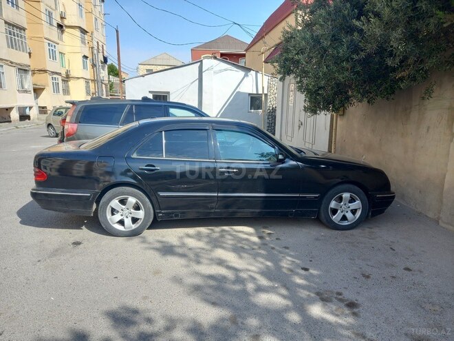 Mercedes E 270 2001, 474,620 km - 2.7 l - Bakı