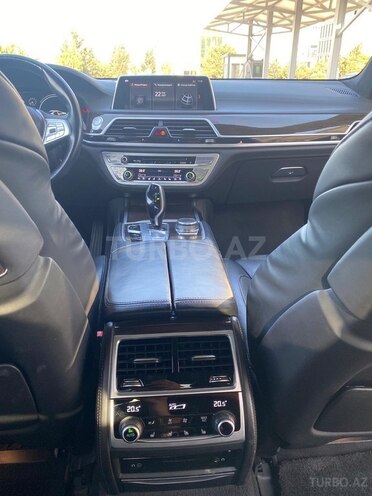 BMW 740 2017, 156,000 km - 3.0 l - Bakı