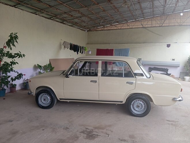 LADA (VAZ) 21011 1984, 65,000 km - 1.5 л - Tovuz