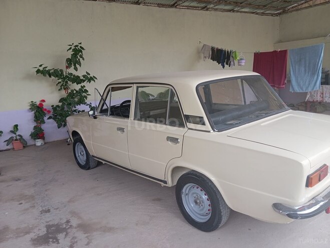 LADA (VAZ) 21011 1984, 65,000 km - 1.5 л - Tovuz
