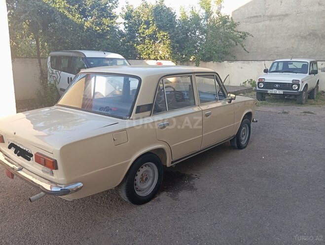 LADA (VAZ) 21011 1984, 65,000 km - 1.5 л - Tovuz