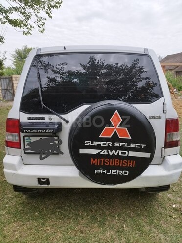 Mitsubishi Pajero io 1999, 600,000 km - 1.8 л - Bakı
