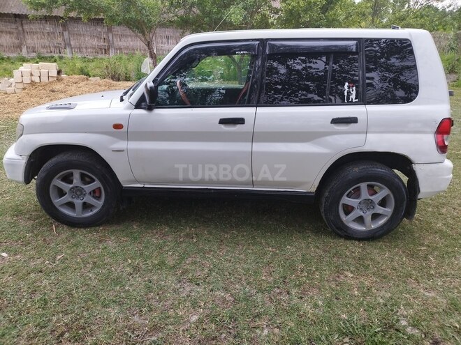 Mitsubishi Pajero io 1999, 600,000 km - 1.8 л - Bakı
