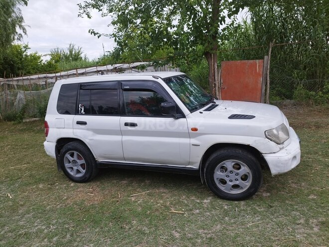 Mitsubishi Pajero io 1999, 600,000 km - 1.8 л - Bakı