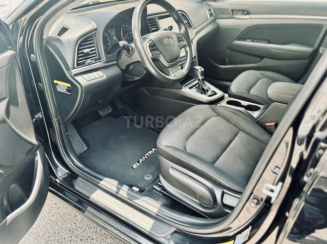 Hyundai Elantra 2018, 98,000 km - 2.0 l - Bakı