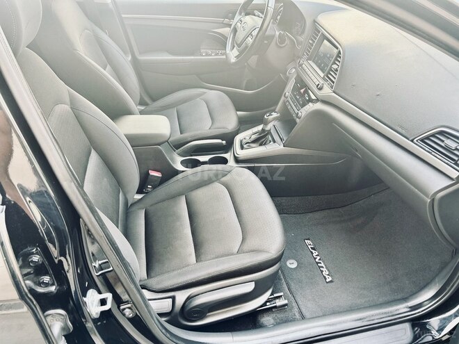 Hyundai Elantra 2018, 98,000 km - 2.0 l - Bakı