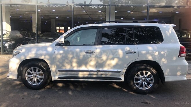 Toyota Land Cruiser-2
