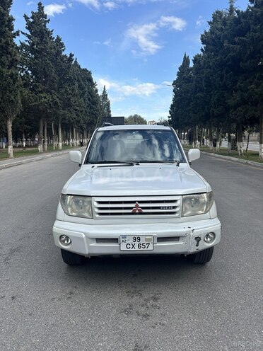 Mitsubishi Pajero io 1999, 285,600 km - 1.8 l - Sumqayıt