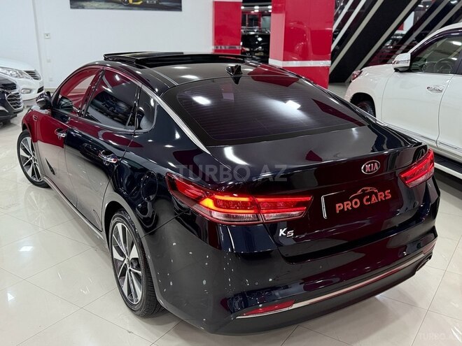 Kia K5-13
