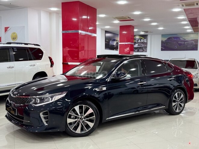 Kia K5-4