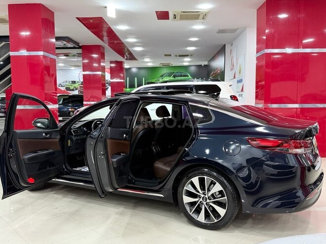 Kia K5-23