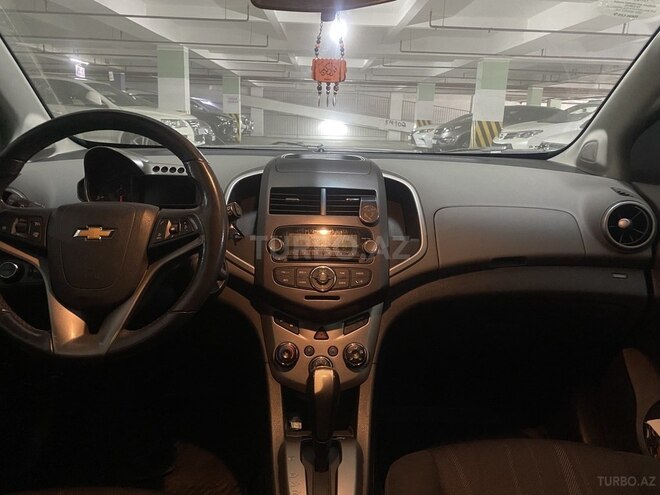 Chevrolet Aveo-3