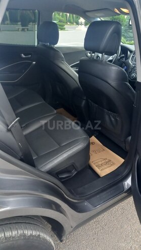 Hyundai Santa Fe-8