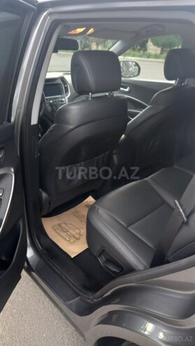 Hyundai Santa Fe-6