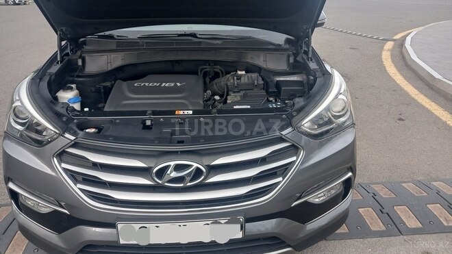 Hyundai Santa Fe-5