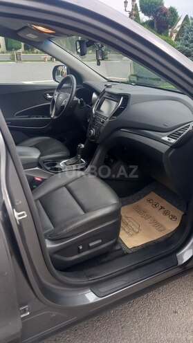 Hyundai Santa Fe-9