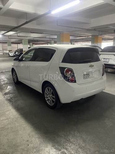Chevrolet Aveo-9