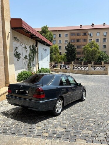 Mercedes C 200 1998, 415,595 km - 2.0 l - Bakı
