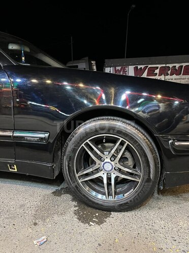 Mercedes E 240 1999, 430,000 km - 2.4 l - Gəncə