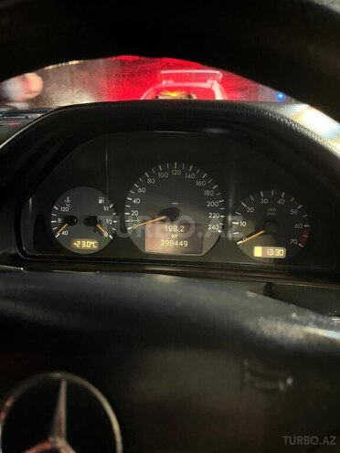 Mercedes E 240 1999, 430,000 km - 2.4 l - Gəncə