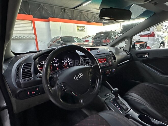 Kia Forte-14