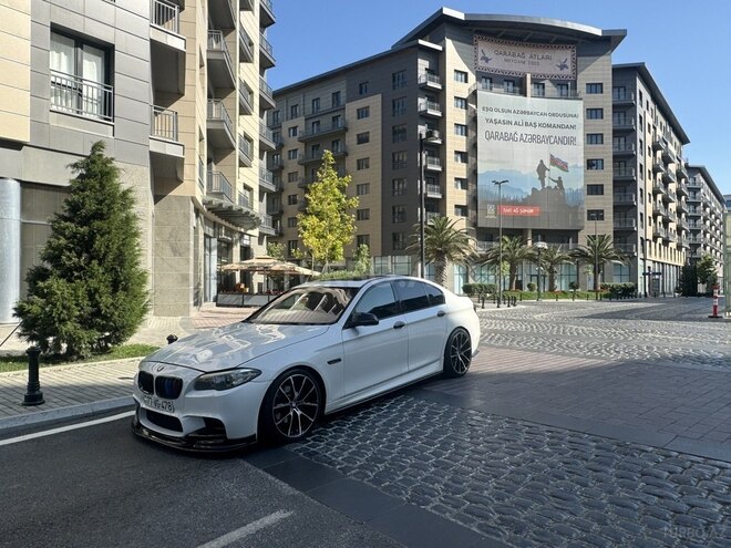 BMW 528-10
