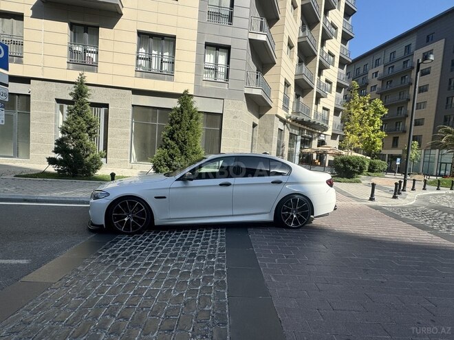 BMW 528-4