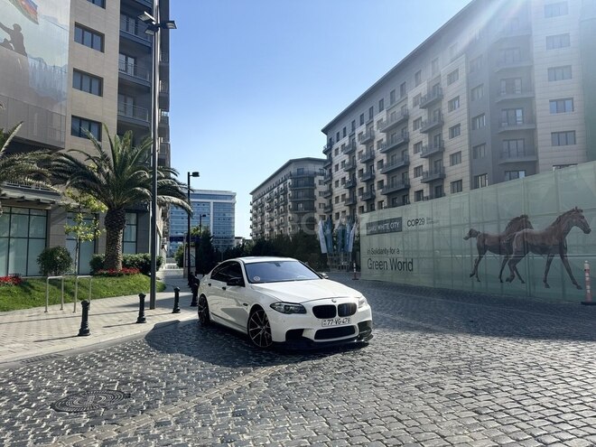 BMW 528-12