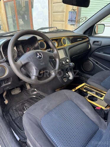 Mitsubishi Airtrek 2003, 301,000 km - 2.0 л - Bakı
