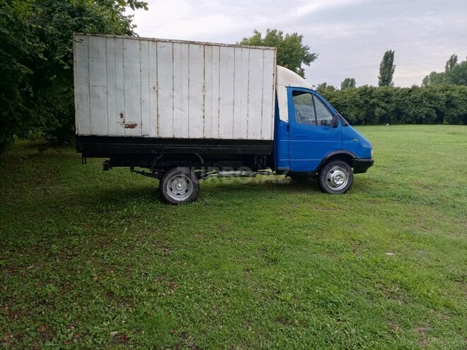 GAZ 32212 1996, 185,500 km - 2.4 l - Qax
