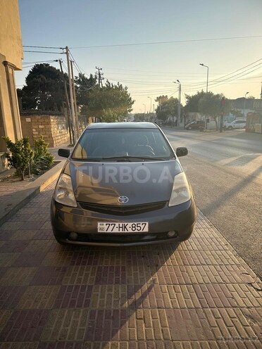Toyota Prius-1