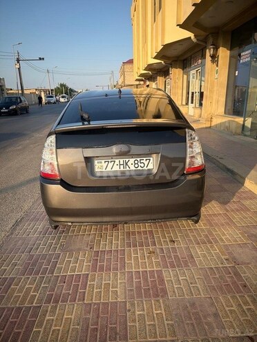 Toyota Prius-2